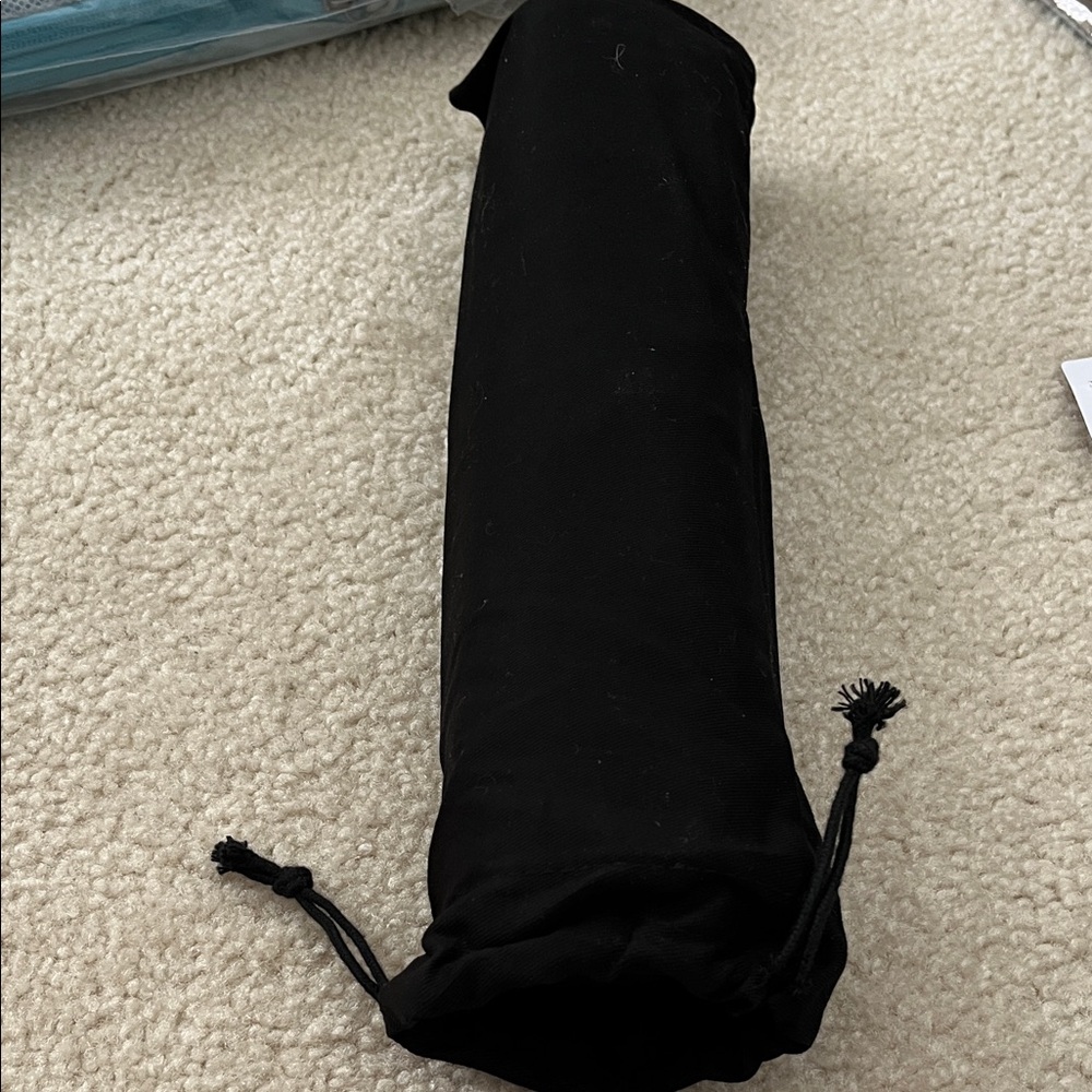 Travel essentials, all new - Picture 11 of 16